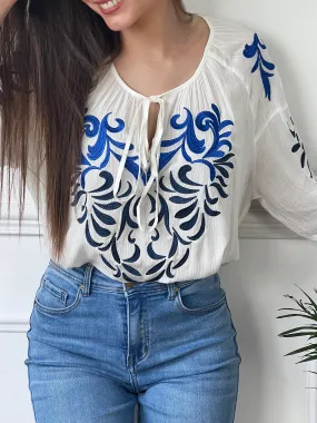 Blouse écrue avec détails : Carolina