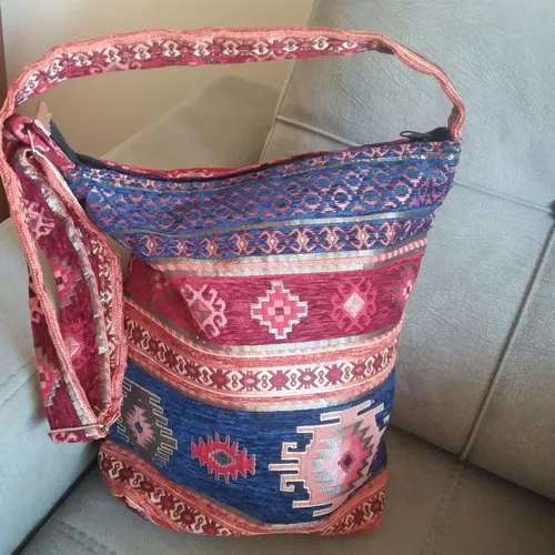 Sac en bandoulière artisanale, sac en bandoulière arménien
