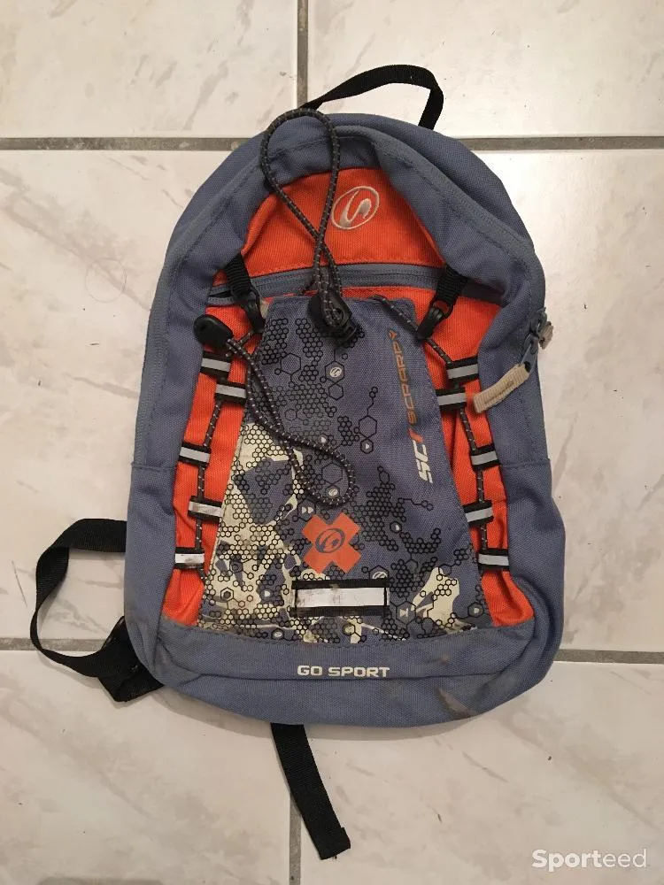 Sac à dos junior GO SPORT d'occasion Ajouté le : 05/01/2023
