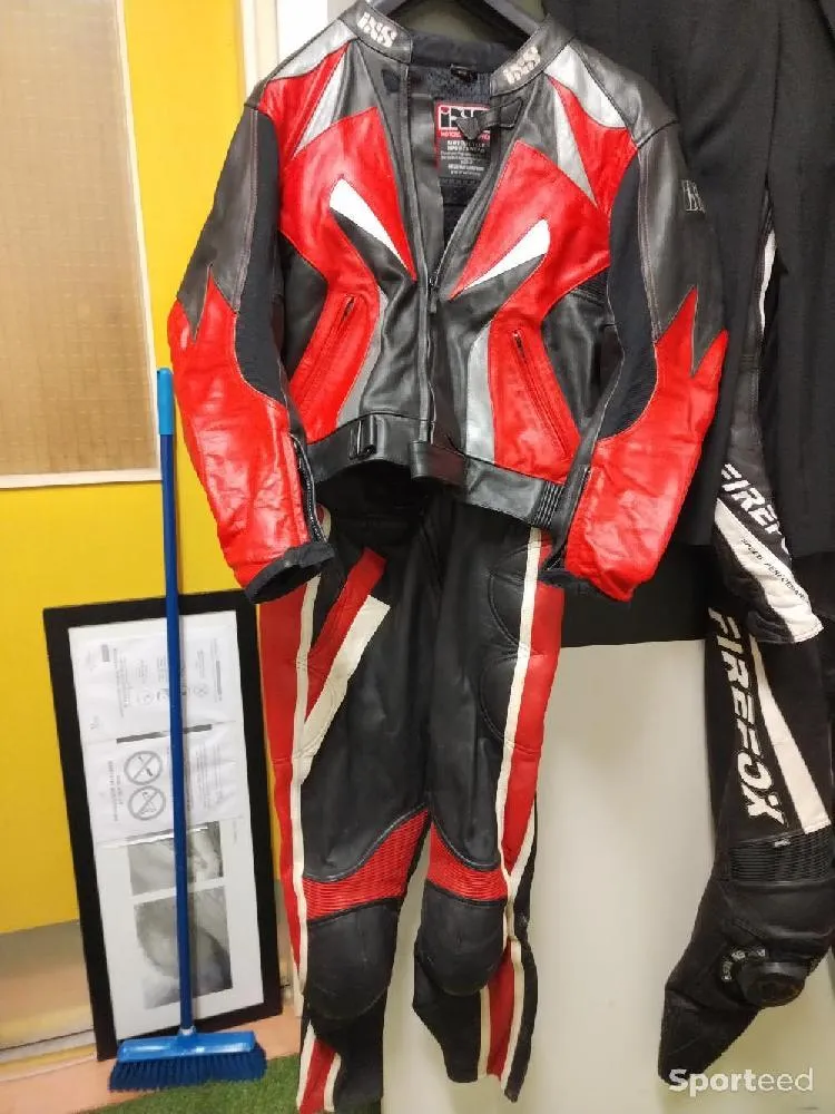 Veste et pantalon moto ixs taille 52 d'occasion Ajouté le : 03/04/2023